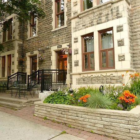 Gite University Bed And Breakfast Montréal Exteriör bild