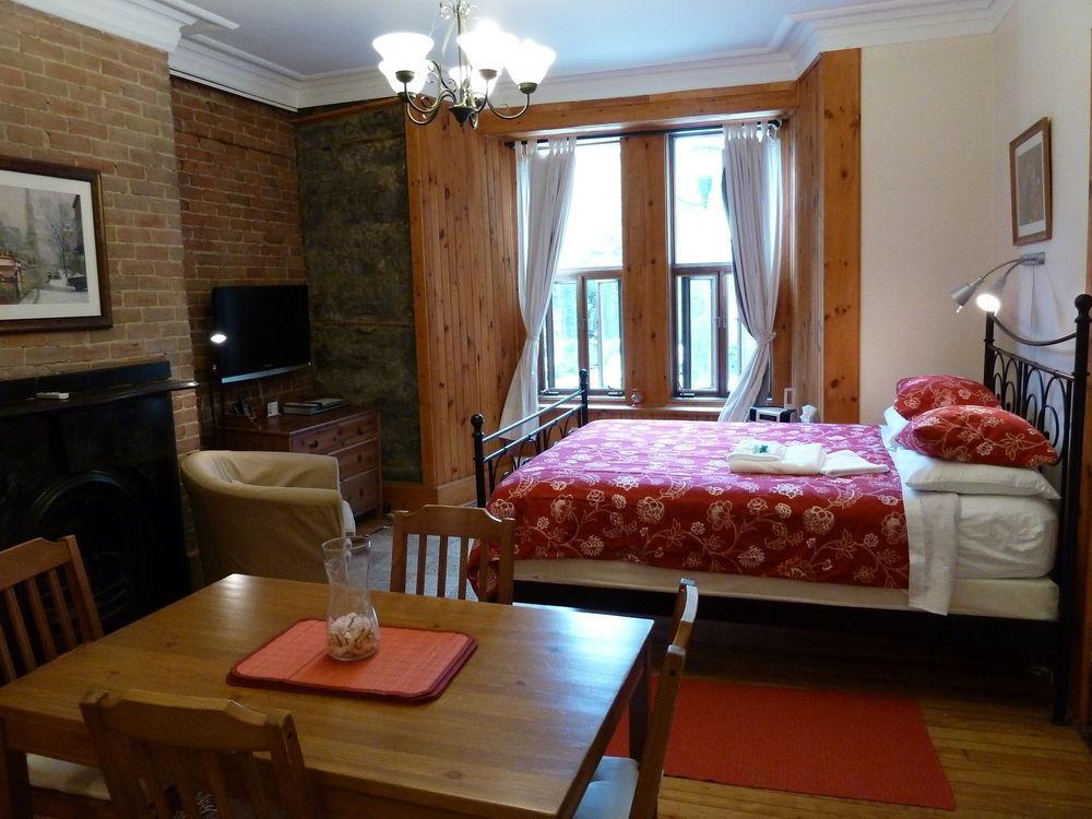 Gite University Bed And Breakfast Montréal Exteriör bild