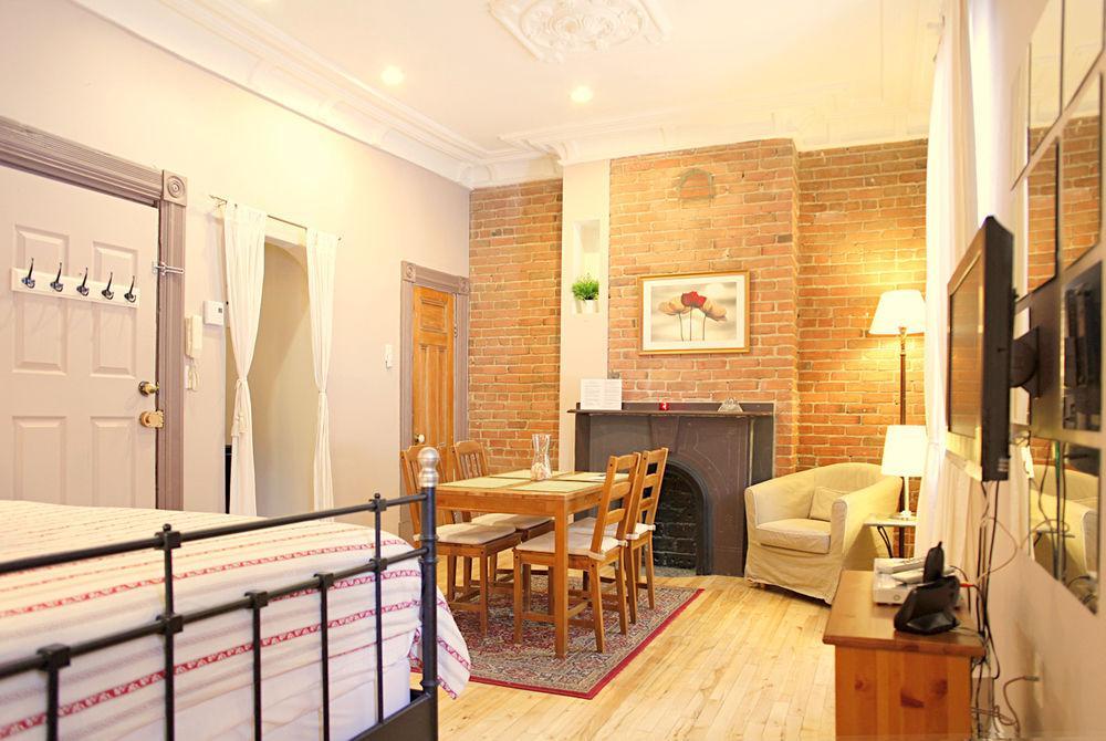 Gite University Bed And Breakfast Montréal Exteriör bild