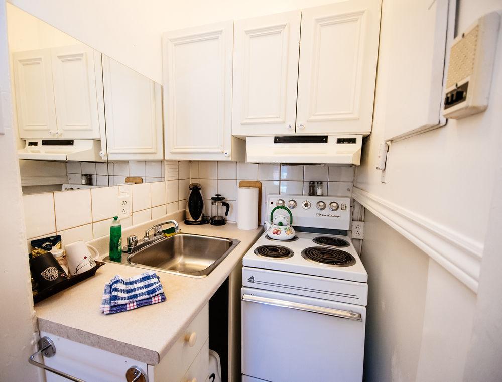 Gite University Bed And Breakfast Montréal Exteriör bild